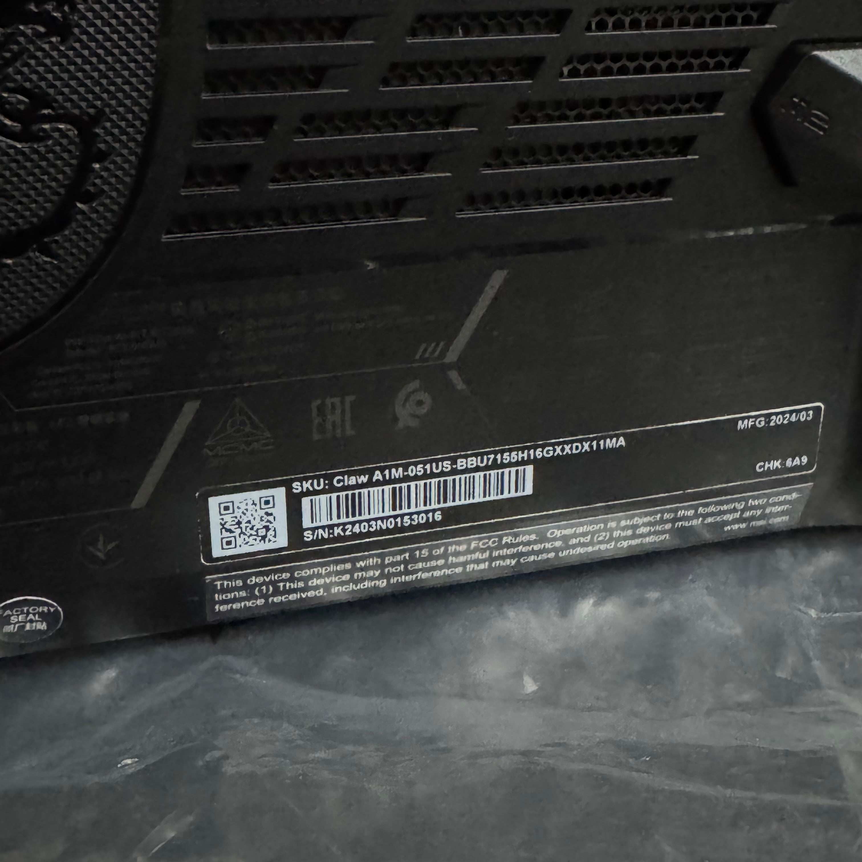 Msi claw a1m(box open)