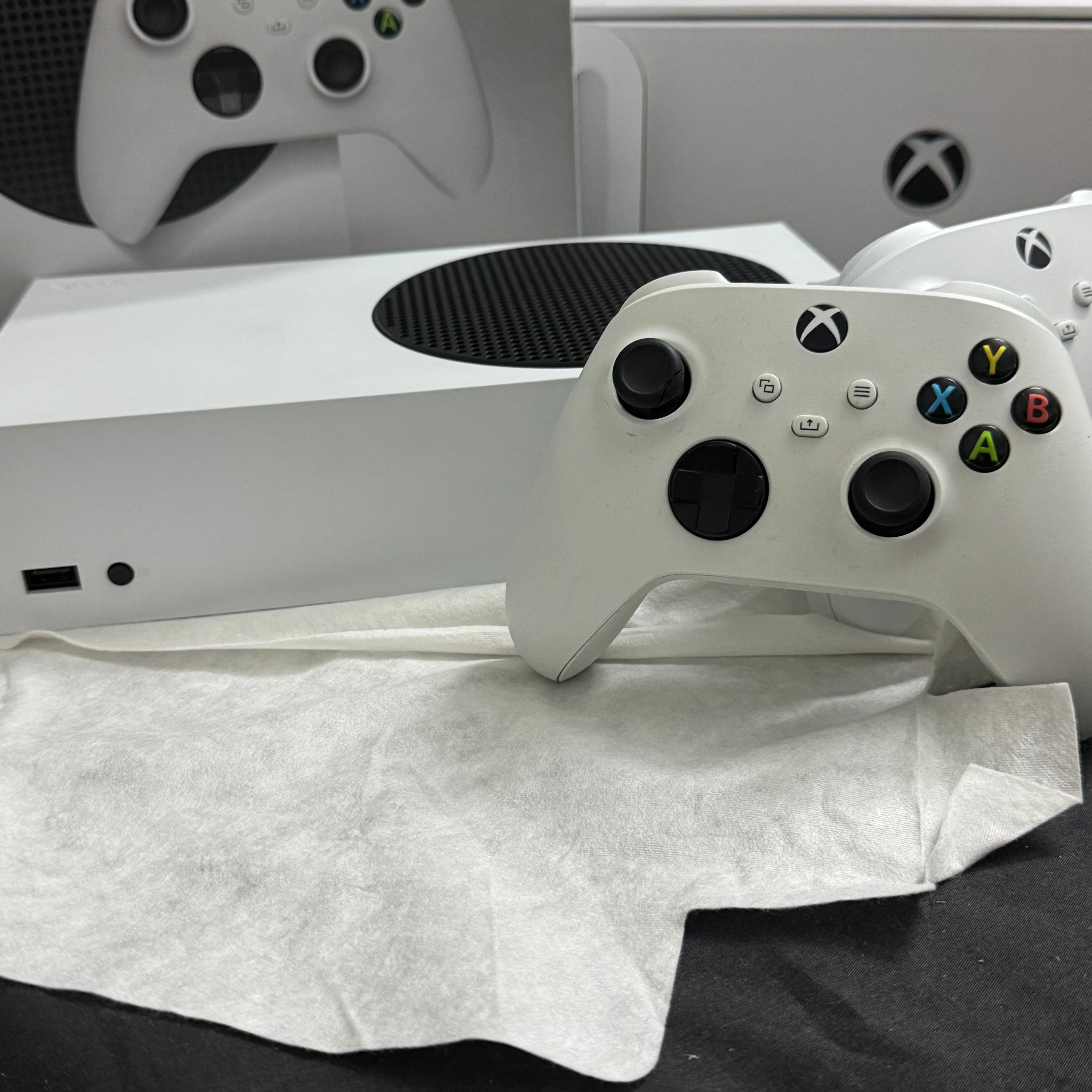 Xbox series s(deal of the week)