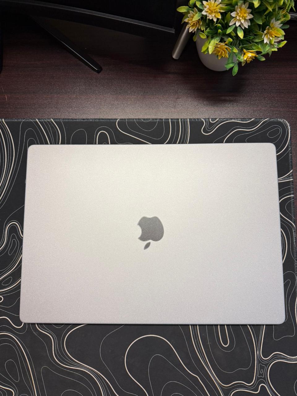 macbook air m2(used)